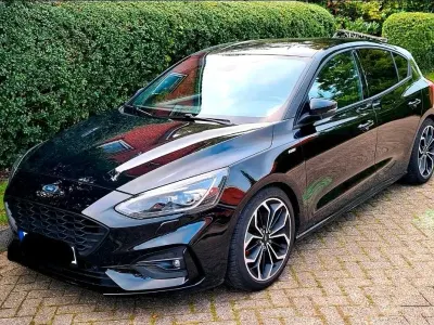 Gebraucht Ford Focus ST-Line 182 PS (133 kW) 2019 Schwarz Limousine