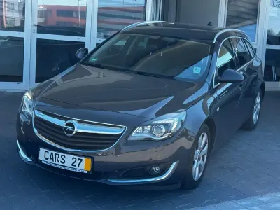 Gebraucht Opel Insignia Innovation 170 PS (125 kW) 2015 Phantom/rocky/asteroid grey Kombi