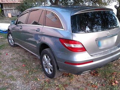 Gebraucht Mercedes R350 265 PS (194 kW) 2011 Silber Van / Kleinbus