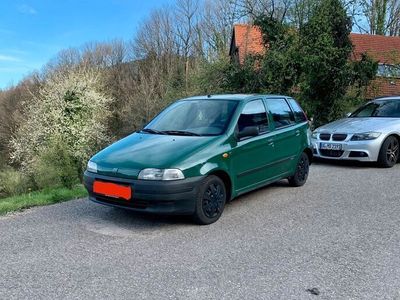 gebraucht Fiat Punto 1,2 TÜV NEU bis 03/2026.