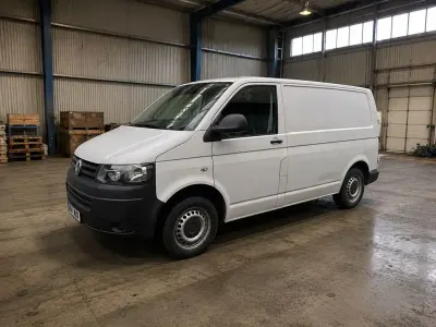 Gebraucht VW T5 102 PS (75 kW) 2014 Weiß Van