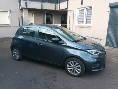 Second-hand Renault Zoe Experience 80 kW (110 CP) 2021 Gri Hatchback