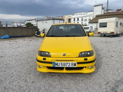 Gebraucht Fiat Punto 131 PS (96 kW) 1998 Gelb Limousine
