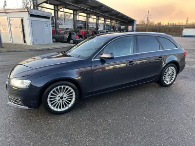 Second-hand Audi A4 Ambition 150 CP (110 kW) 2014 Albastru Break
