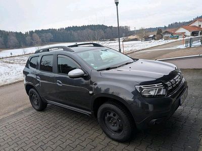 Grau Gebraucht 2023 Dacia Duster Expression SUV | 17.900 € (Guter Preis)