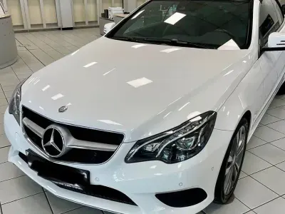 Gebraucht Mercedes E250 211 PS (155 kW) 2016 Weiß Cabrio