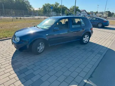 Gebraucht VW Golf IV Basis 102 PS (75 kW) 2002 Blau Limousine