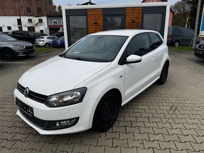 Candyweiß Gebraucht 2014 VW Polo Life Limousine | 7.990 € (Fairer Preis)