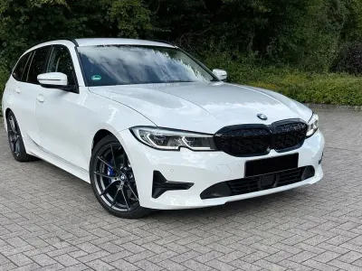 Gebraucht BMW 330e M Sport 292 PS (214 kW) 2021 Weiß Kombi