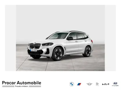 Gebraucht BMW iX3 M Sport 210 kW (286 PS) 2024 Weiß SUV
