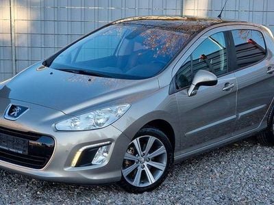 Gebraucht Peugeot 308 Allure 156 PS (114 kW) 2012 Grau Limousine