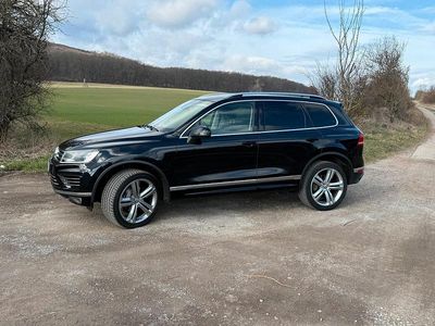 Gebraucht VW Touareg R-line 262 PS (192 kW) 2015 Schwarz SUV