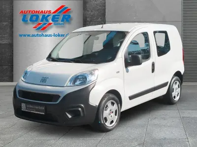 Gebraucht Fiat Fiorino 95 PS (69 kW) 2023 Weiß Van / Kleinbus