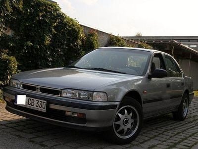 Gebraucht Honda Accord 133 PS (97 kW) 1991 Silber metallic Limousine