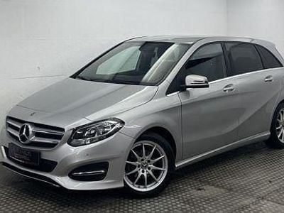 Gebraucht Mercedes B180 Urban 109 PS (80 kW) 2017 Silber Van / Kleinbus
