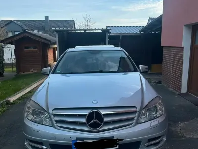 Gebraucht Mercedes C220 170 PS (125 kW) 2010 Limousine