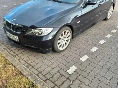 Gebraucht BMW 325 218 PS (160 kW) 2006 Schwarz Limousine