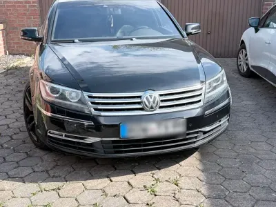 Gebraucht VW Phaeton 239 PS (175 kW) 2011 Schwarz Limousine