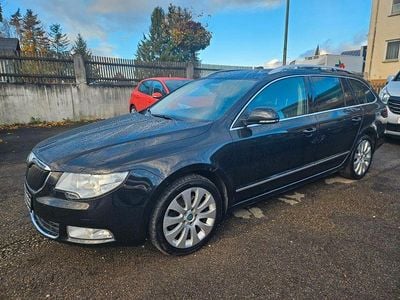 Schwarz Gebraucht 2011 Skoda Superb Elegance Kombi | 4.490 € (Guter Preis)