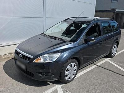 Gebraucht Ford Focus 110 PS (80 kW) 2010 Silber Kombi