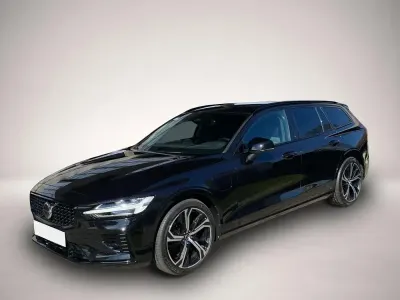 Gebraucht Volvo V60 Plus 455 PS (334 kW) 2022 Manufacturer Kombi