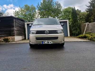 Używany VW T5 174 KM (127 kW) 2003 Złoty Van