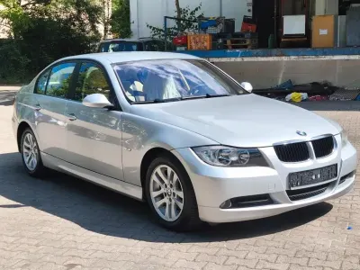 Gebraucht BMW 318 Advantage 143 PS (105 kW) 2008 Silber Limousine