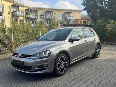 Gebraucht VW Golf VII Edition 150 PS (110 kW) 2015 Braun Limousine