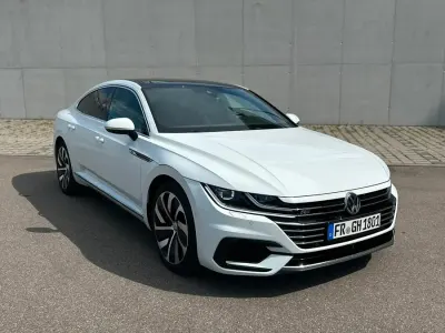 Gebraucht VW Arteon R-line 239 PS (175 kW) 2018 Weiß Kleinwagen