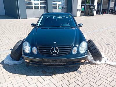 Mercedes E240