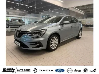 Brugt Renault Mégane II Intens 140 HK (102 kW) 2021 Grå Sedan