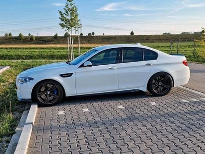 Second-hand BMW M5 Performance 560 CP (411 kW) 2015 Berlinǎ