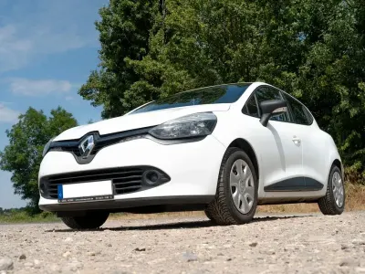 Gebraucht Renault Clio Expression 73 PS (53 kW) 2015 Weiß Limousine