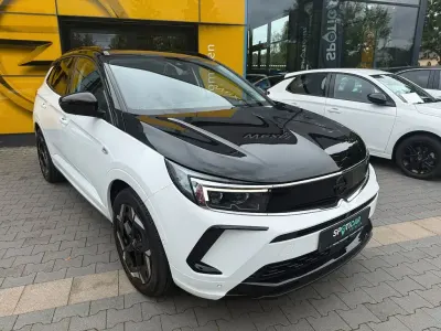 Gebraucht Opel Grandland X GSe 300 PS (220 kW) 2024 Jade weiss/arktis weiss SUV
