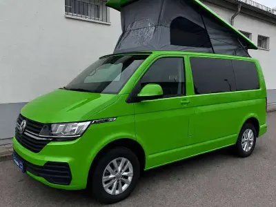 Gebraucht VW California Beach 150 PS (110 kW) 2021 Grün Van