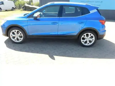 Gebraucht Seat Arona FR-Line 116 PS (85 kW) 2024 Saphirblaumet m5jblau SUV