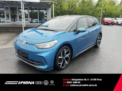 Używany VW ID.3 Pro 150 kW (204 KM) 2024 Niebieski Hatchback
