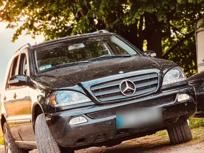 Gebraucht Mercedes ML270 163 PS (119 kW) 2005 Schwarz SUV