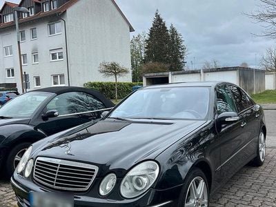 Gebraucht Mercedes E320 Avantgarde 204 PS (150 kW) 2005 Schwarz Limousine