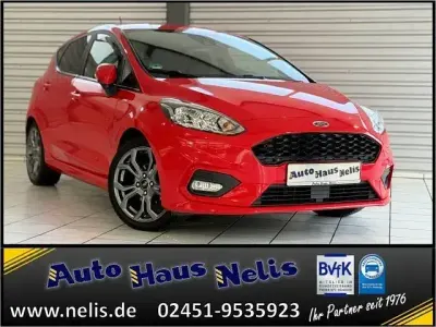 Usata Ford Fiesta ST-Line 101 CV (74 kW) 2020 Rosso Utilitaria