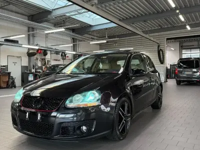 Gebraucht VW Golf V 143 PS (105 kW) 2005 Schwarz Kleinwagen