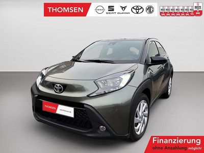 Grün Gebraucht 2022 Toyota Aygo Pulse Kleinwagen | 15.490 € (Fairer Preis)