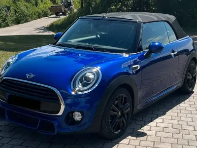 Gebraucht Mini Cooper 136 PS (100 kW) 2019 Blau Kleinwagen