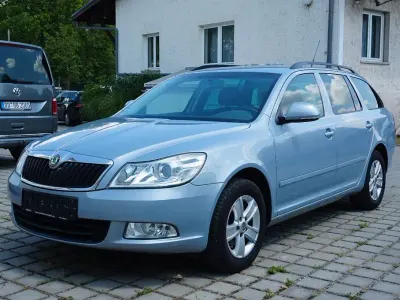 Gebraucht Skoda Octavia Impuls Edition 122 PS (89 kW) 2010 Blau Kombi