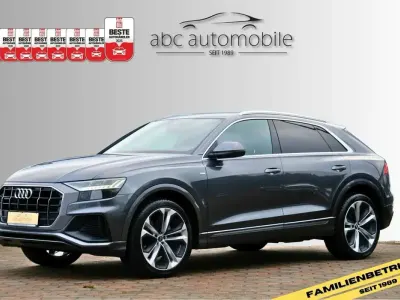 Gebraucht Audi Q8 S-Line 286 PS (210 kW) 2019 Grau SUV