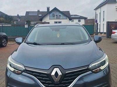 Gebraucht Renault Kadjar Collection 131 PS (96 kW) 2018 Grau SUV