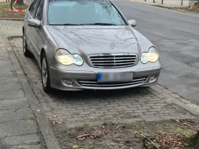 Gebraucht Mercedes C240 170 PS (125 kW) 2004 Limousine