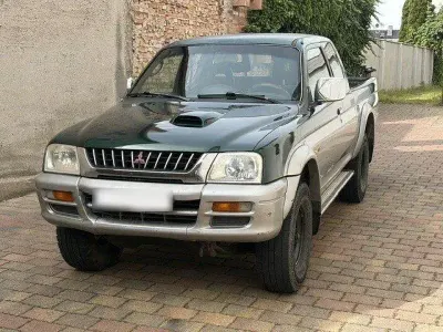 Gebraucht Mitsubishi L200 115 PS (84 kW) 2001 Pickup