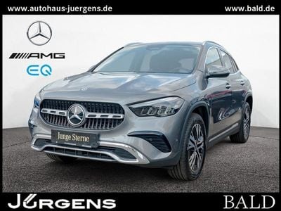 Grau metalliclack mountaingrau Gebraucht 2023 Mercedes GLA250 Progressive SUV | 35.780 € (Guter Preis)