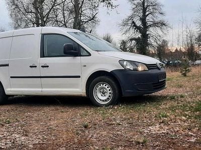 Usado VW Caddy 102 HP (75 kW) 2014 Branco Monovolume